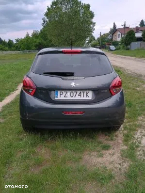 Peugeot 208 1.2 PureTech Style - 5