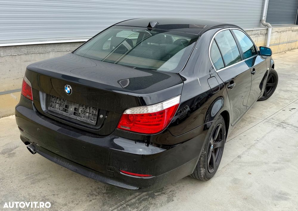 BMW Seria 5 520d Edition Sport - 26
