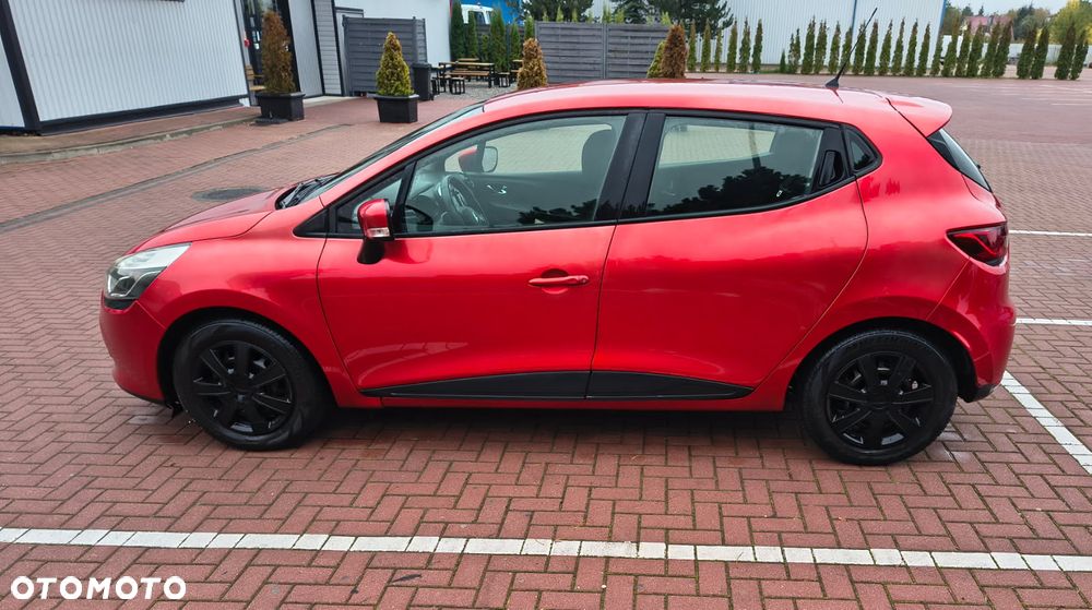 Renault Clio 1.2 16V Life - 4