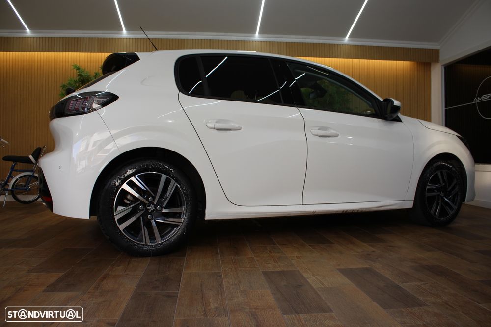 Peugeot 208 1.2 PureTech Allure Pack - 16