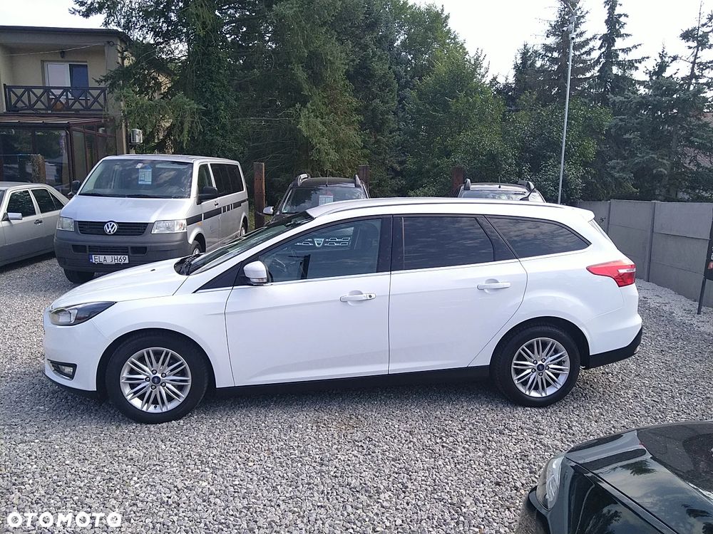 Ford Focus 1.0 EcoBoost Titanium - 4