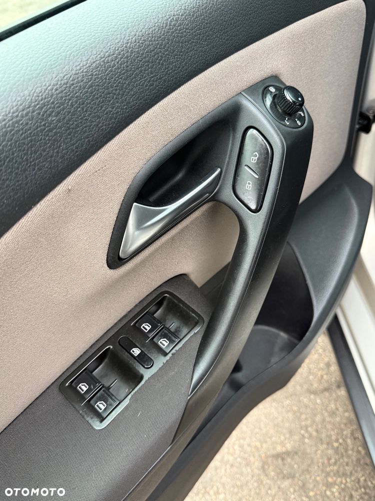 Volkswagen Polo Cross - 15