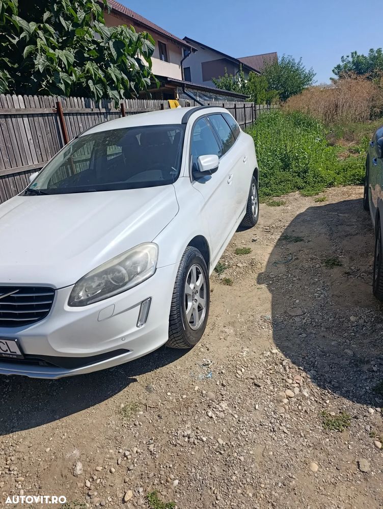 Volvo XC 60 D4 Geartronic Momentum - 3
