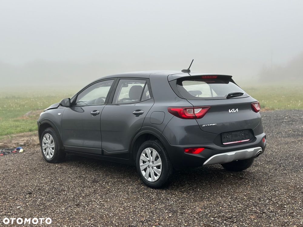 Kia Stonic - 18