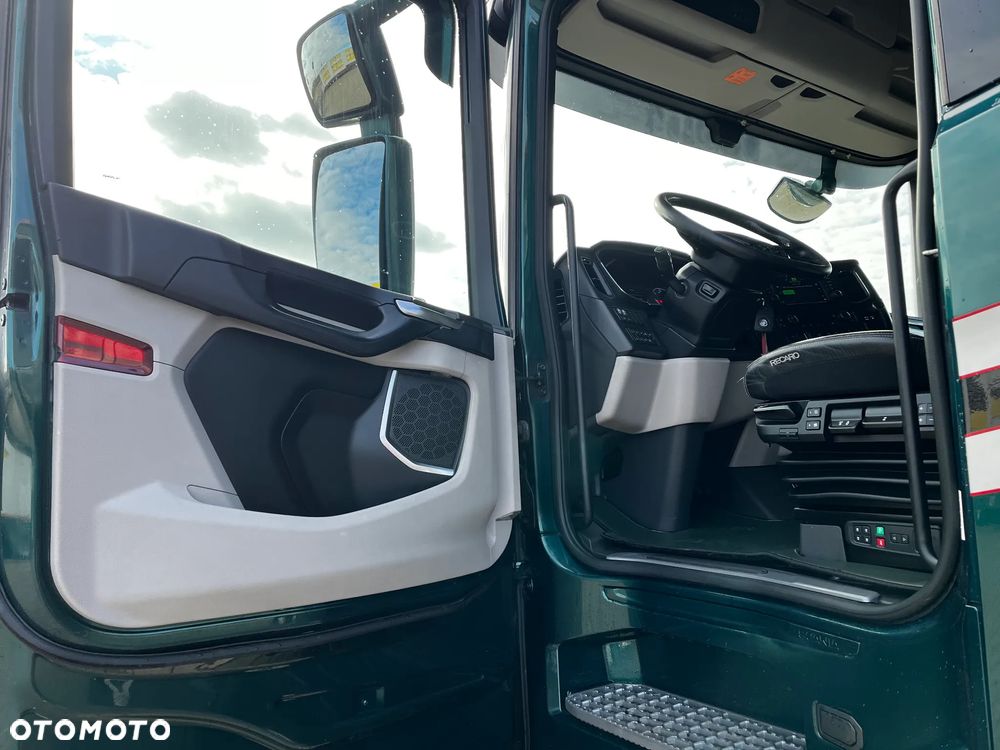 Scania S500 PUSHER 6X2 FULL AIR  SPROWADZONA SERWISOWANA DWA ZBIORNIKI PALIWA  BOGATA WERJSA WYPOSAŻENIA STAN BARDZO DOBRY - 13