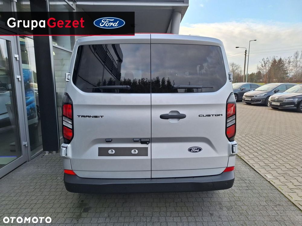 Ford Transit Custom - 19