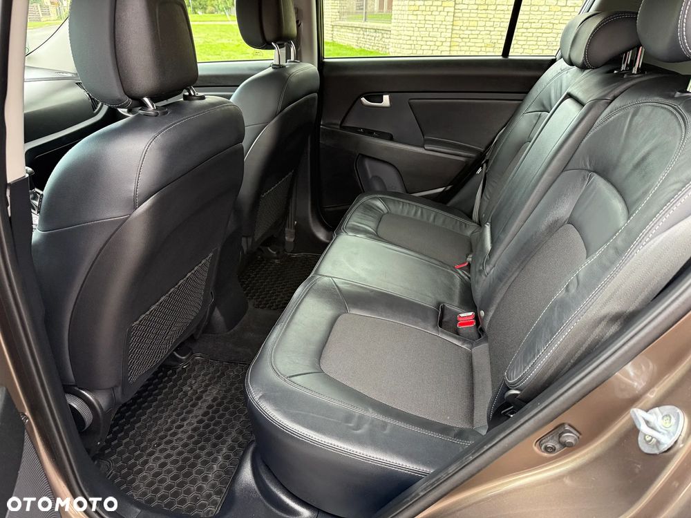 Kia Sportage 2.0 XL 2WD - 10