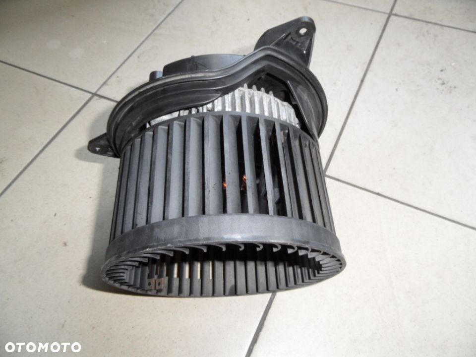 WENTYLATOR NAWIEWU JAGUAR X-TYPE MONDEO MK3 1S7H-18456-AC