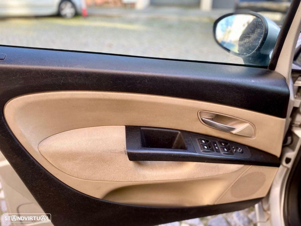 Fiat Linea 1.3 M-Jet Emotion - 21