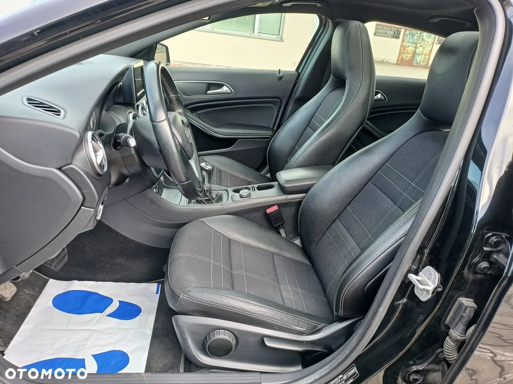 Mercedes-Benz Klasa A 180 (BlueEFFICIENCY) AMG Sport - 8