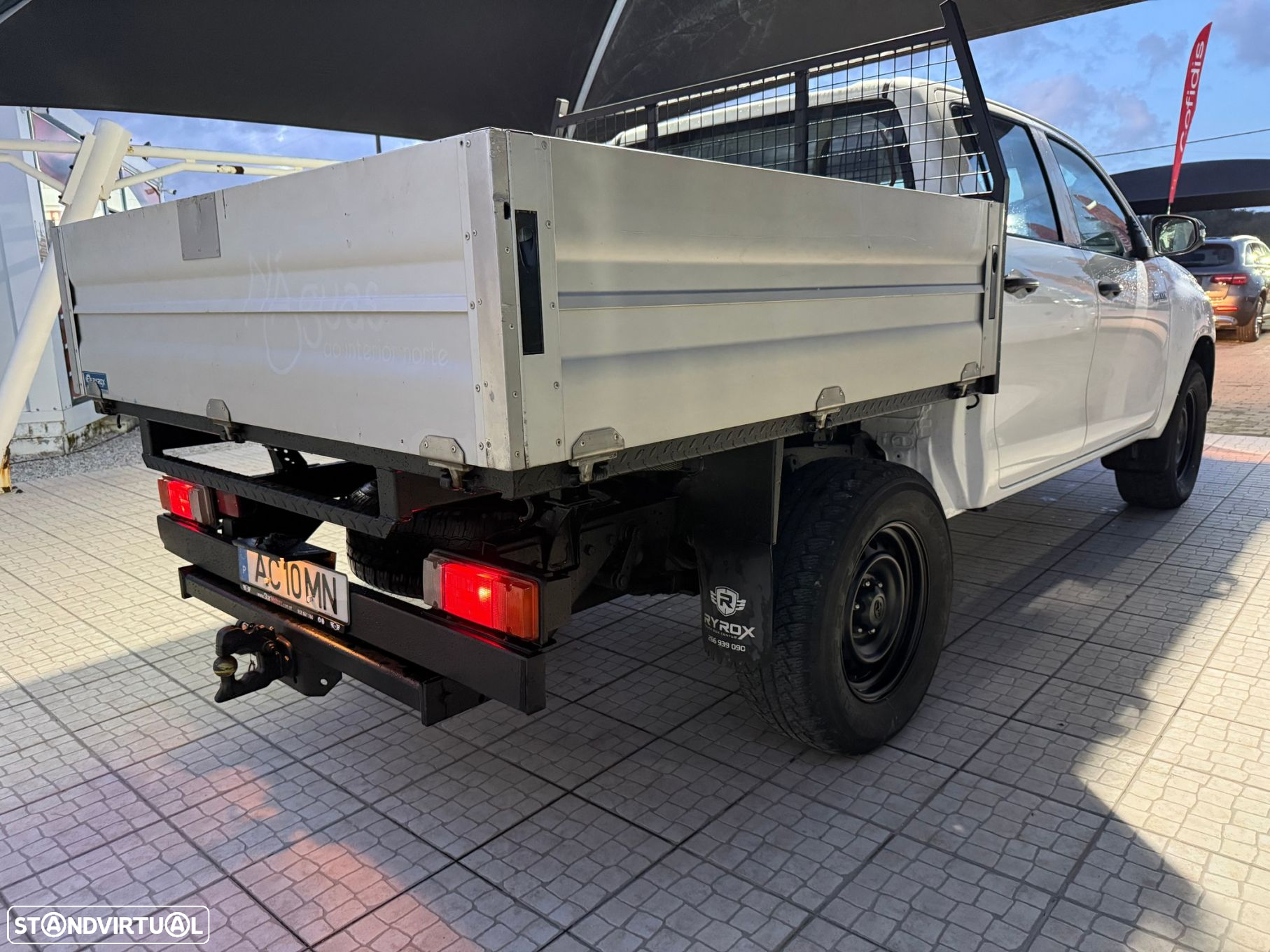 Toyota Hilux 2.4 D-4D 4WD CD CH - 9