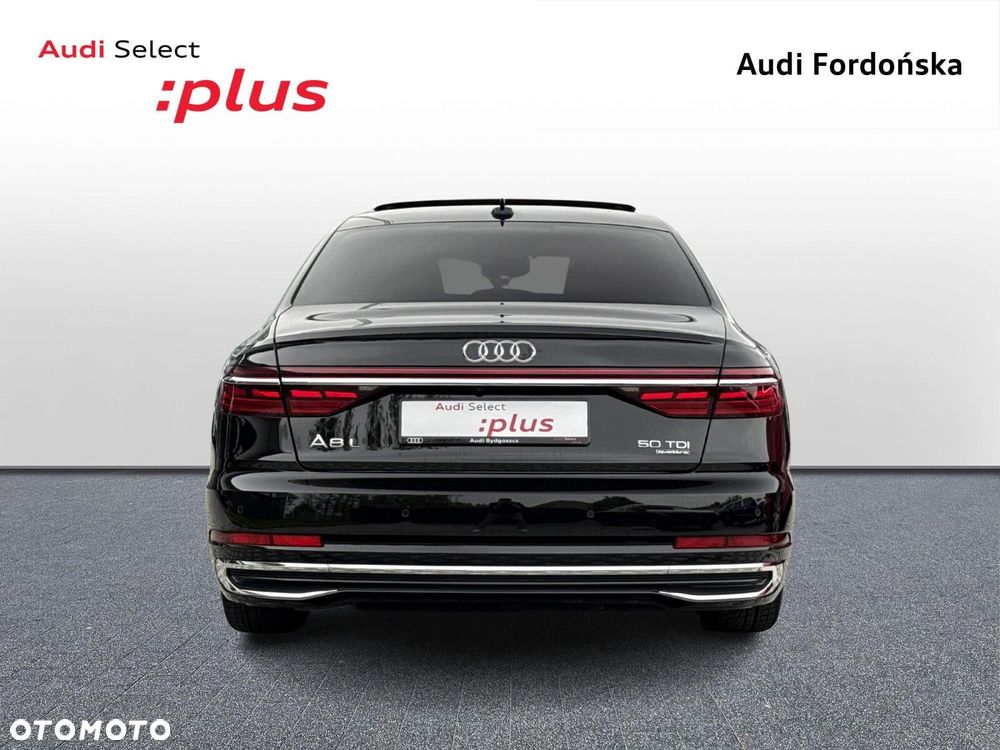 Audi A8 - 4