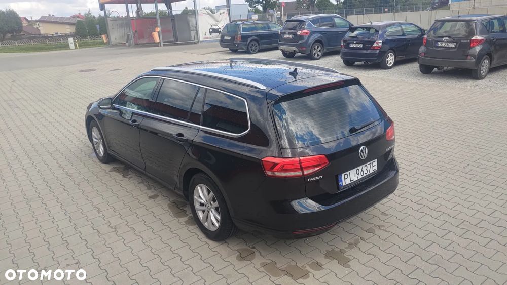 Volkswagen Passat 2.0 TDI (BlueMotion Technology) DSG Highline - 21