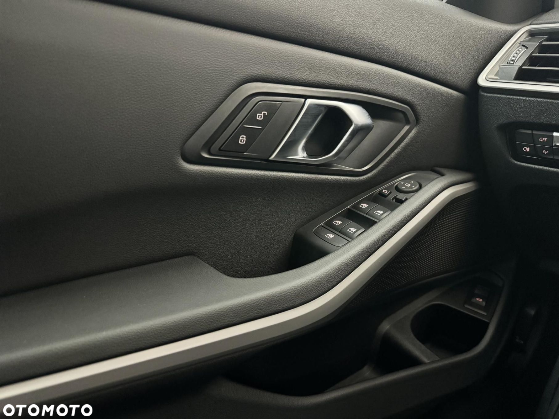 BMW Seria 3 - 14