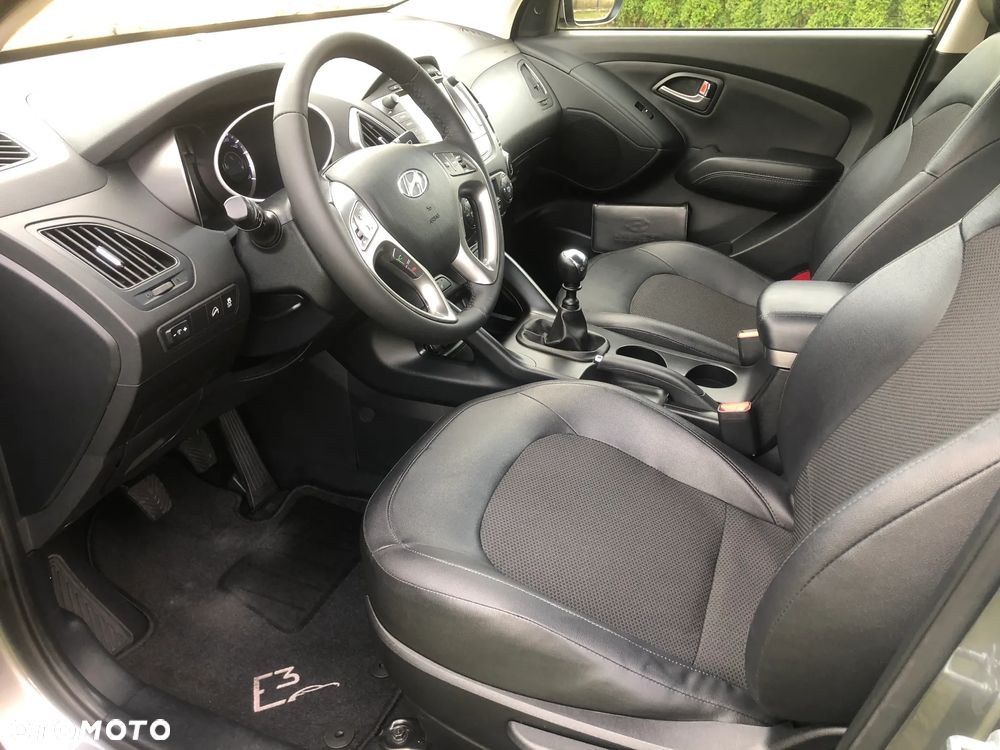 Hyundai ix35 1.6 GDI Premium 2WD - 24