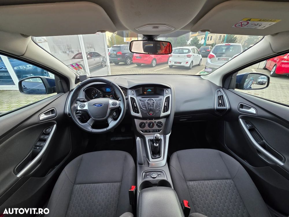 Ford Focus 1.6 EcoBoost Start-Stopp-System SYNC Edition - 19