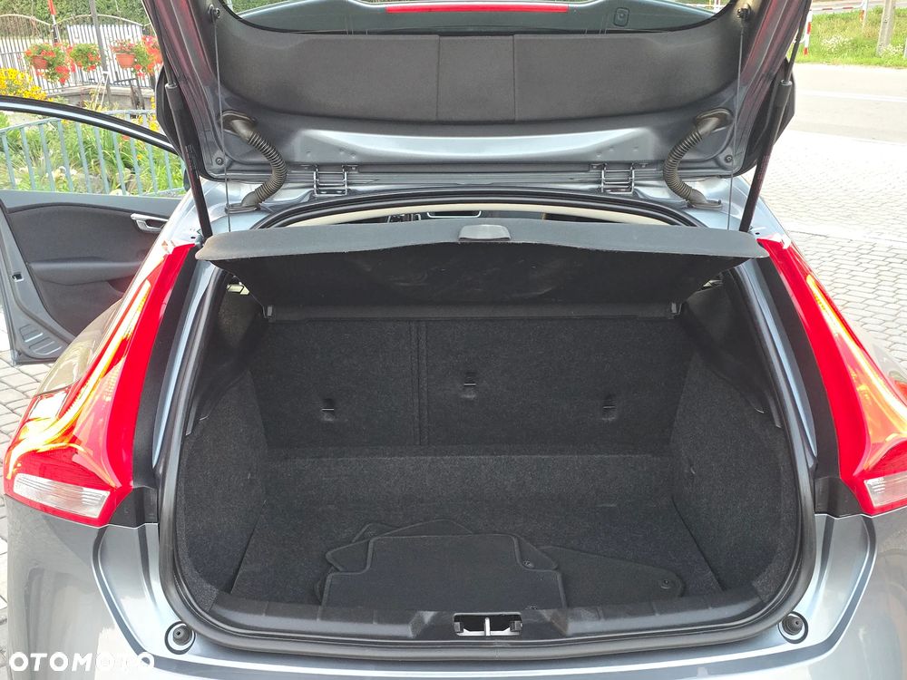 Volvo V40 T2 Drive-E Summum - 19