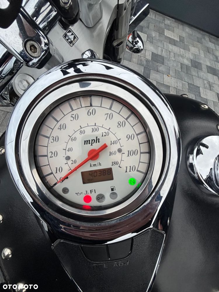 Suzuki Boulevard - 9