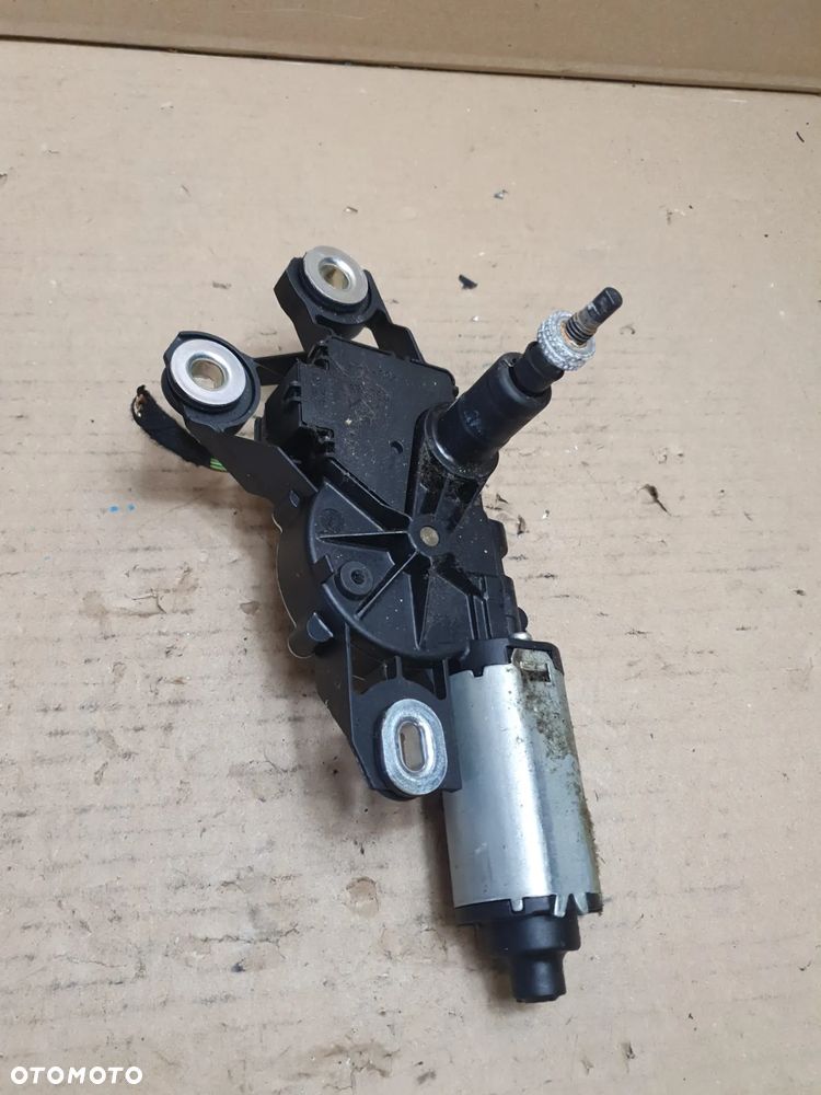 # SILNICZEK WYCIERACZKI TYŁ SEAT LEON II nr 1P0955711 - 3