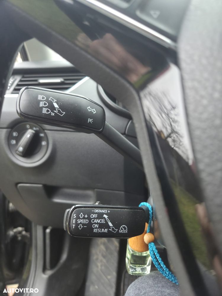 Skoda Octavia Combi Diesel 1.6 TDI DSG Style - 12