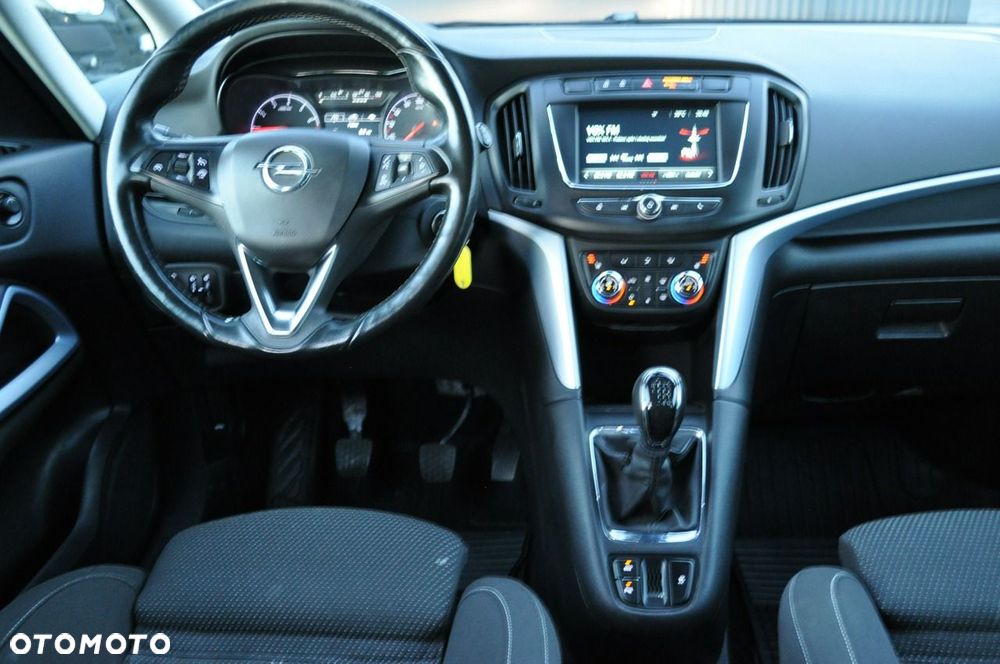 Opel Zafira 1.4 Turbo Business Innovation - 18