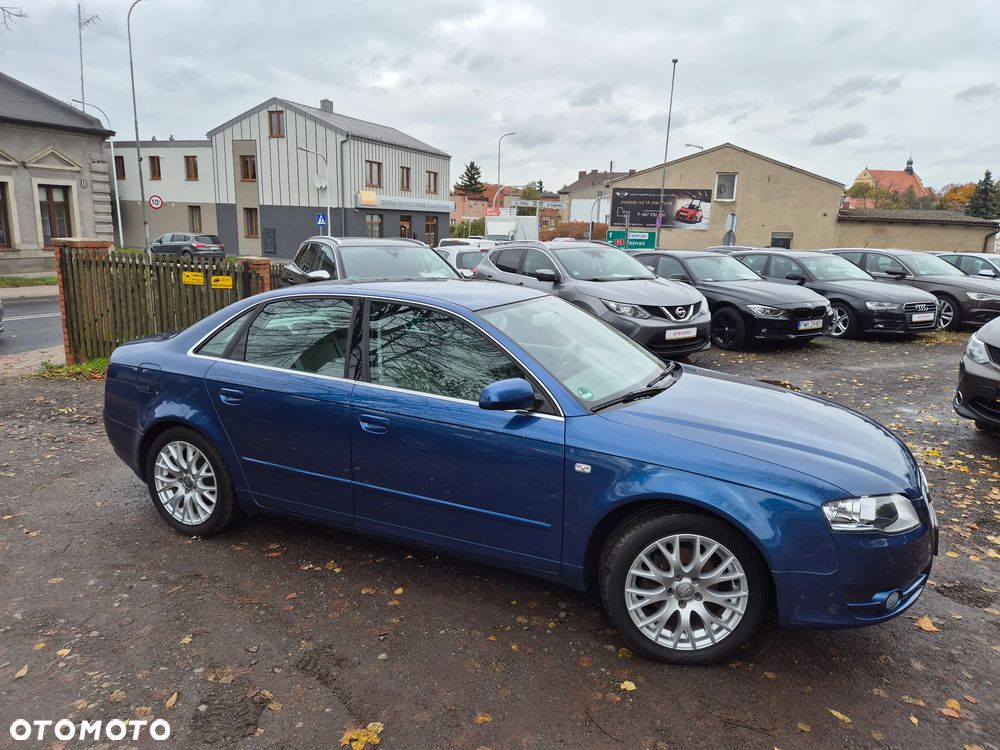 Audi A4 Limousine ver-avant-2-0 - 4