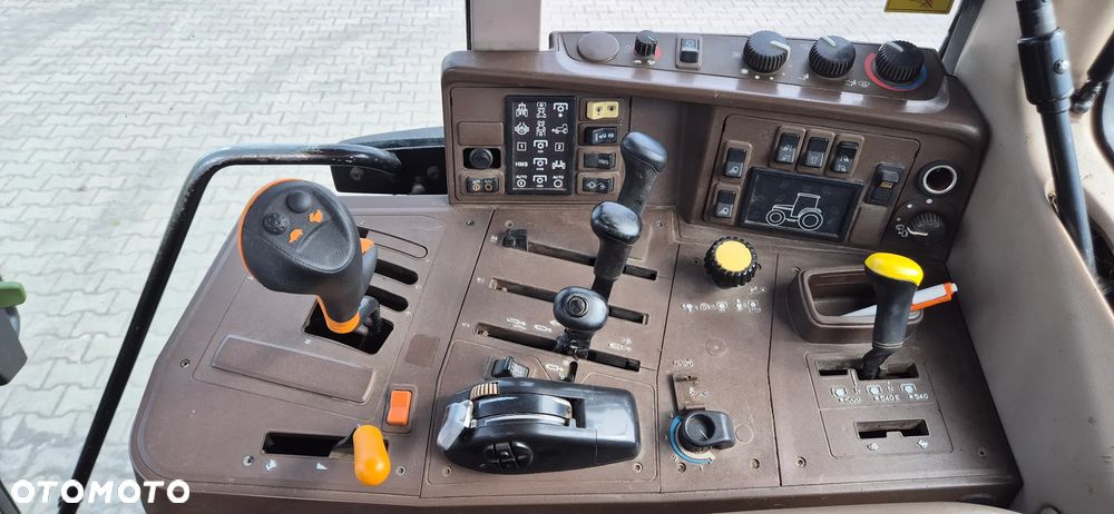 John Deere 6920S 50km/h - 11