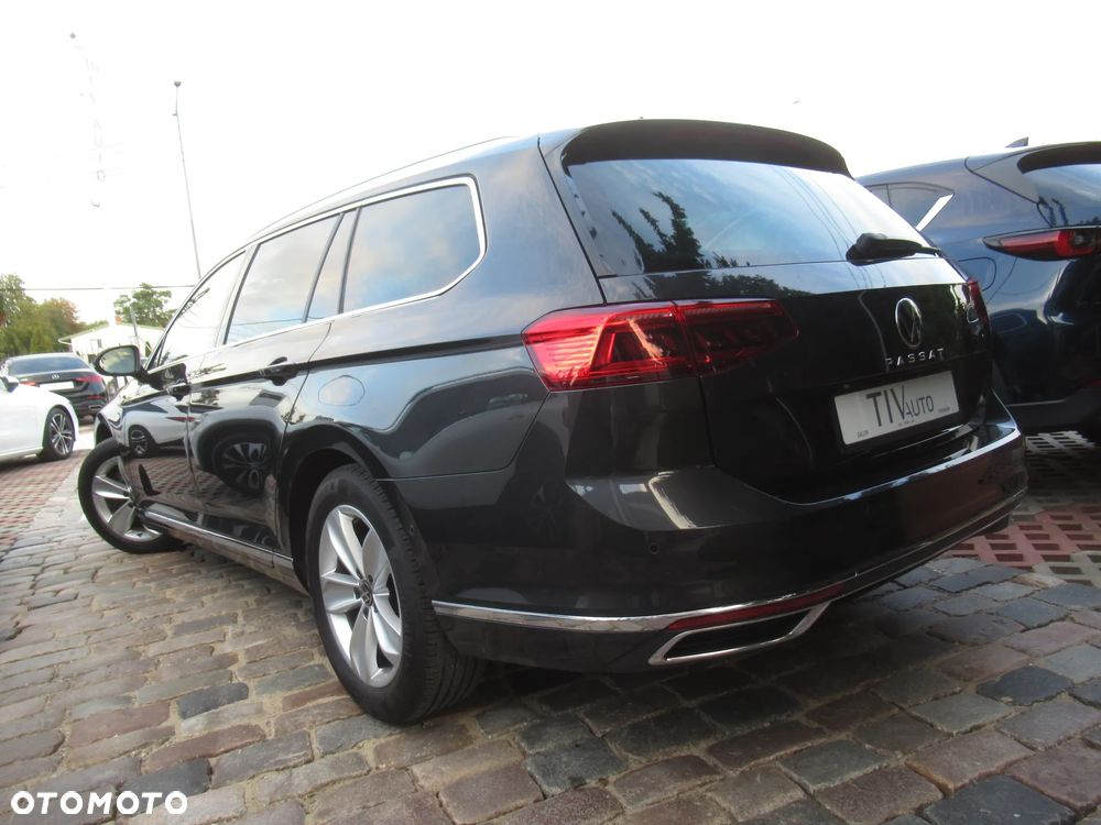 Volkswagen Passat 2.0 TSI Elegance DSG - 3