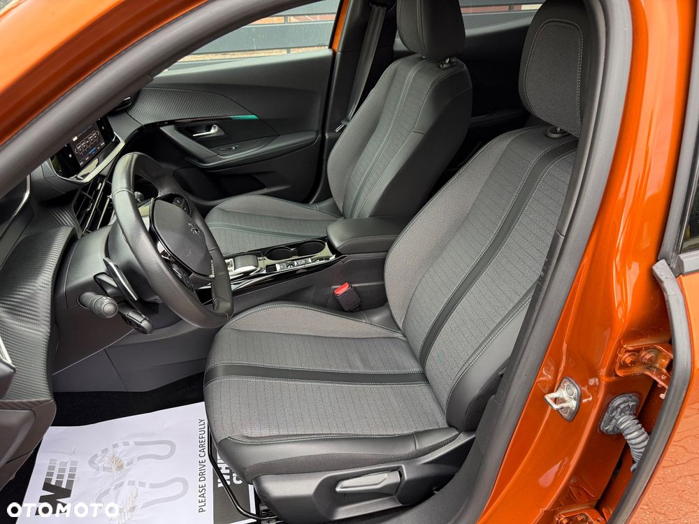 Peugeot 2008 1.5 BlueHDi Allure S&S EAT8 - 18