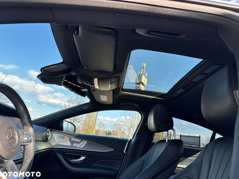 Mercedes-Benz CLS - 14