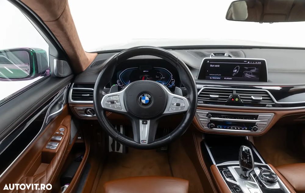 BMW Seria 7 745Le xDrive AT PHEV - 28