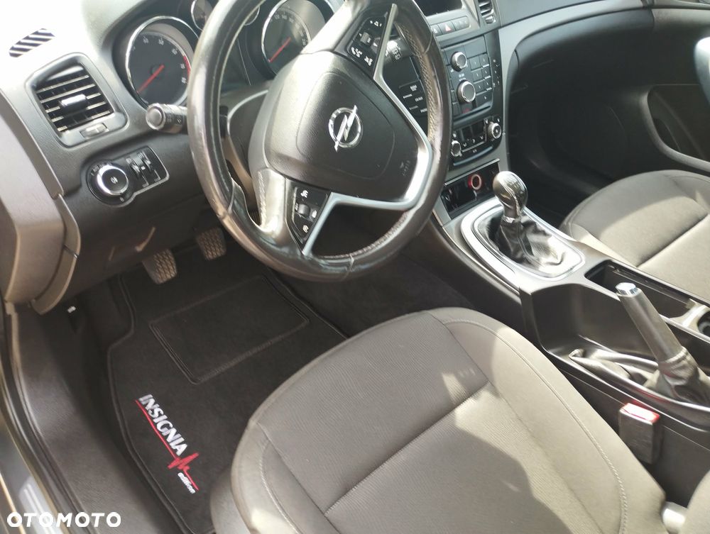 Opel Insignia 1.8 - 18