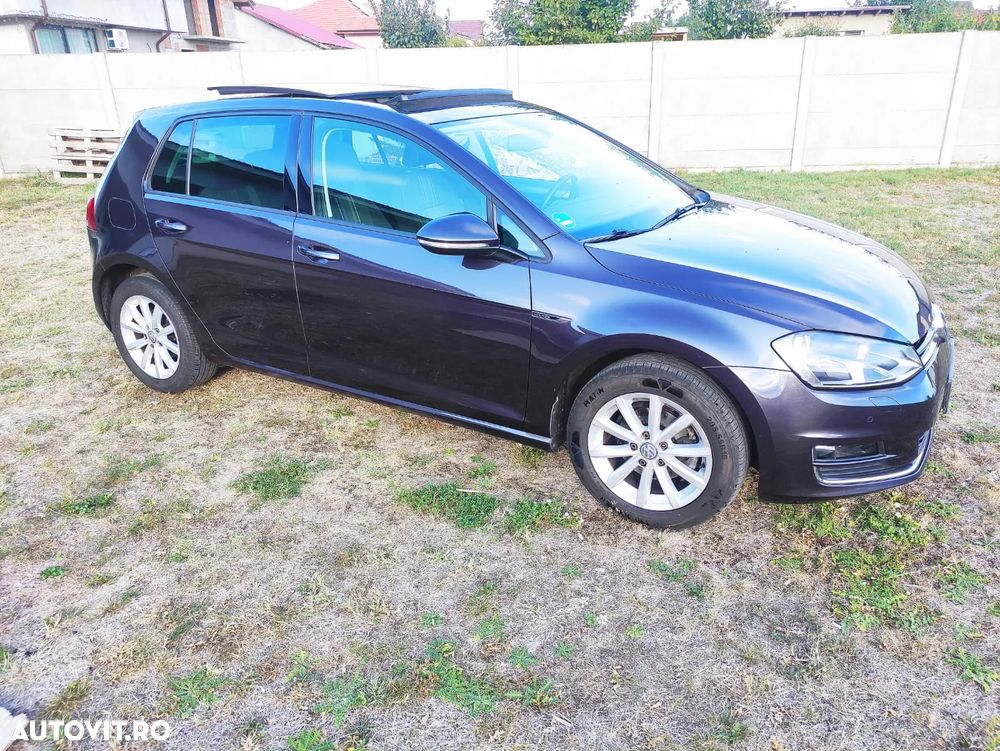 Volkswagen Golf - 2
