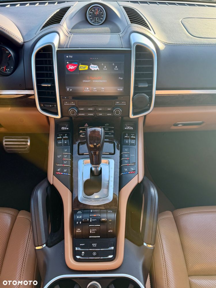 Porsche Cayenne S Diesel - 10