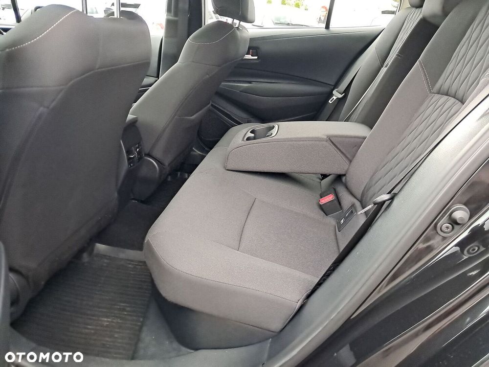 Toyota Corolla 1.8 Hybrid Comfort - 13