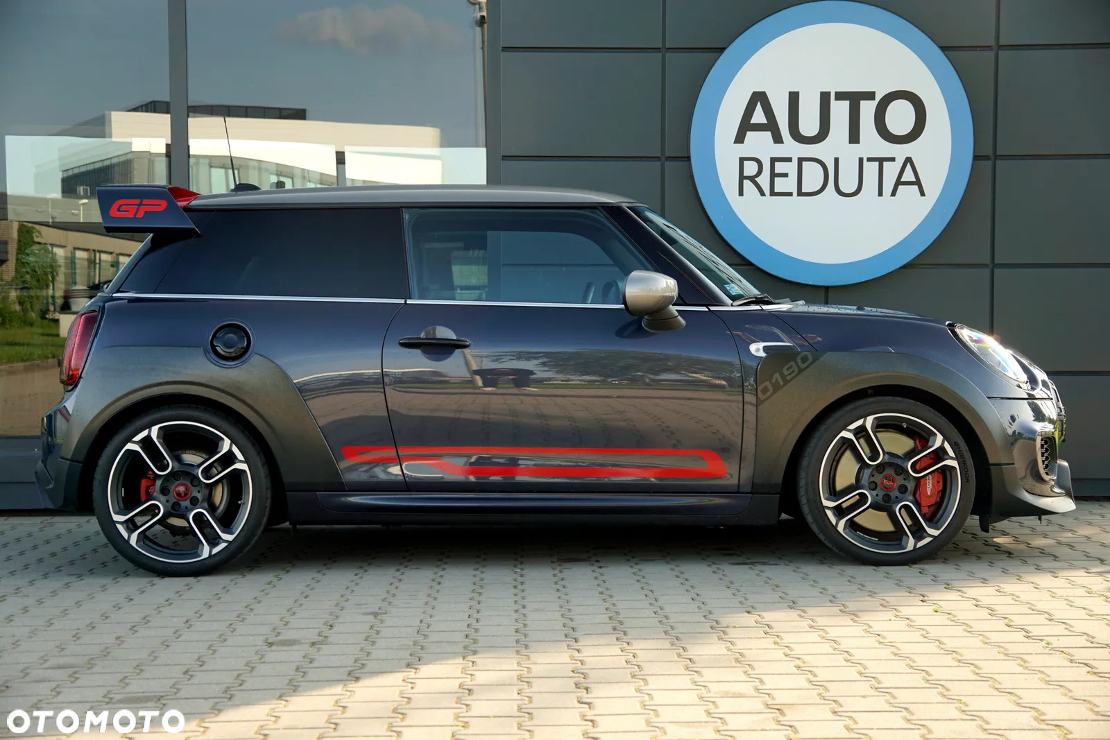 MINI John Cooper Works ALL4 sport - 9