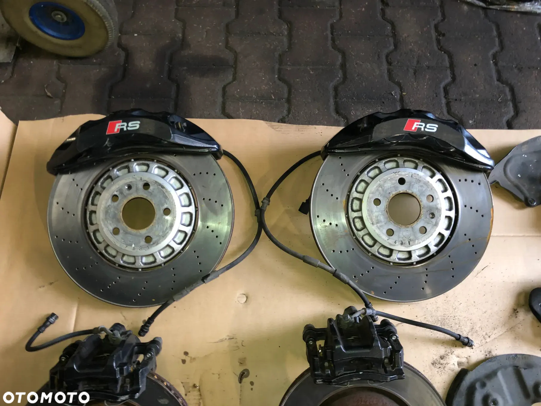 ZACISKI ZACISK HAMULCOWY TARCZA  AUDI A3  RS3 RSQ3 8Y  gwa!!! - 2