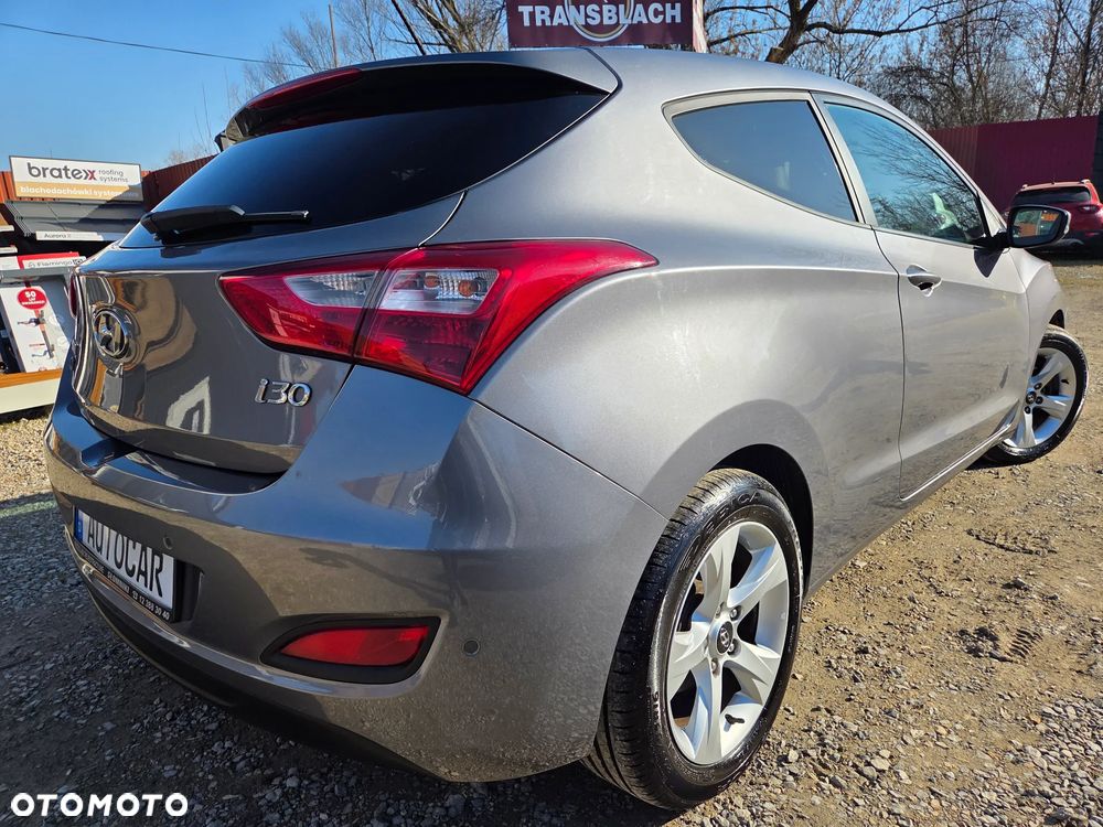 Hyundai i30 1.6 GDI Comfort - 12