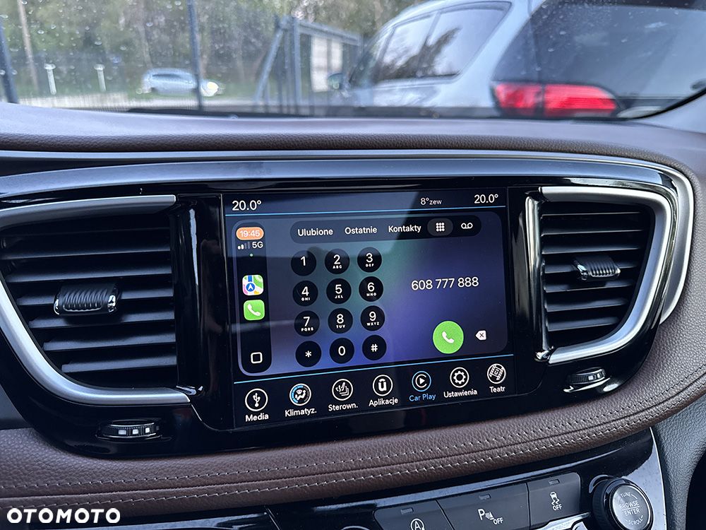 Chrysler Pacifica - 37