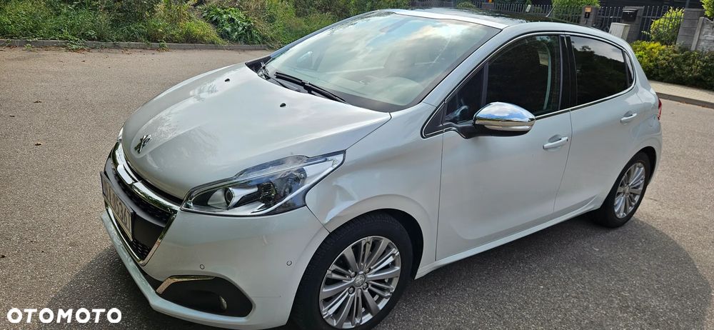 Peugeot 208 1.2 PureTech Allure S&S EAT6 - 3