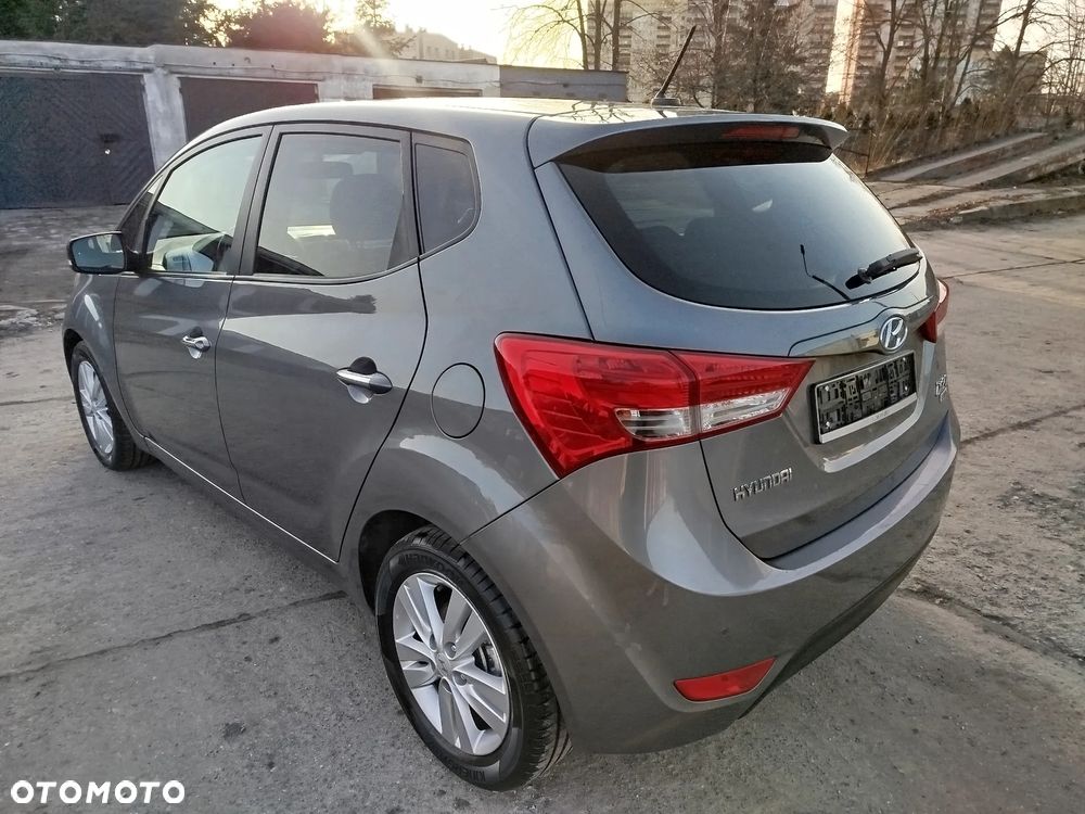 Hyundai ix20 1.4 blue YES Silver - 37