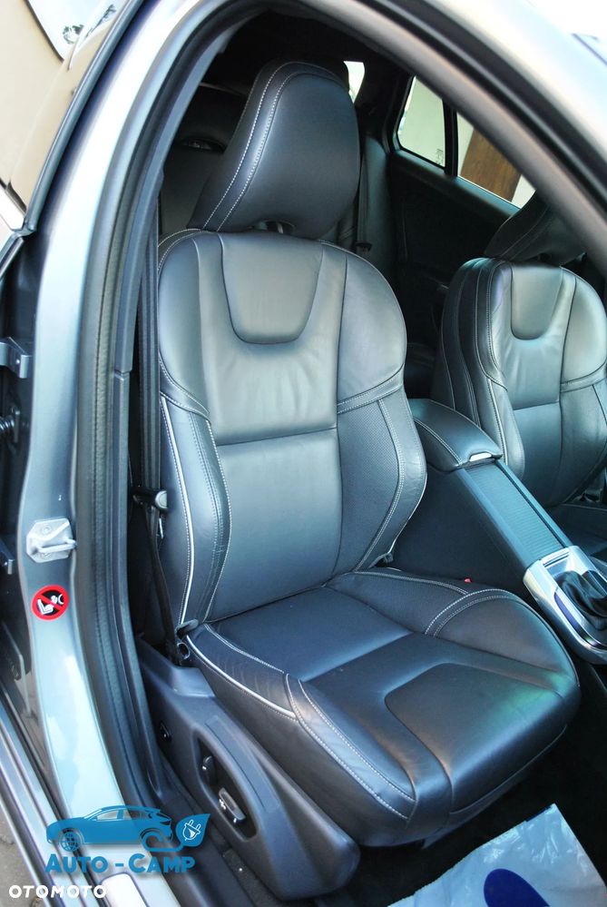 Volvo V60 D6 AWD Plug-in Hybrid R-Design Summum - 21