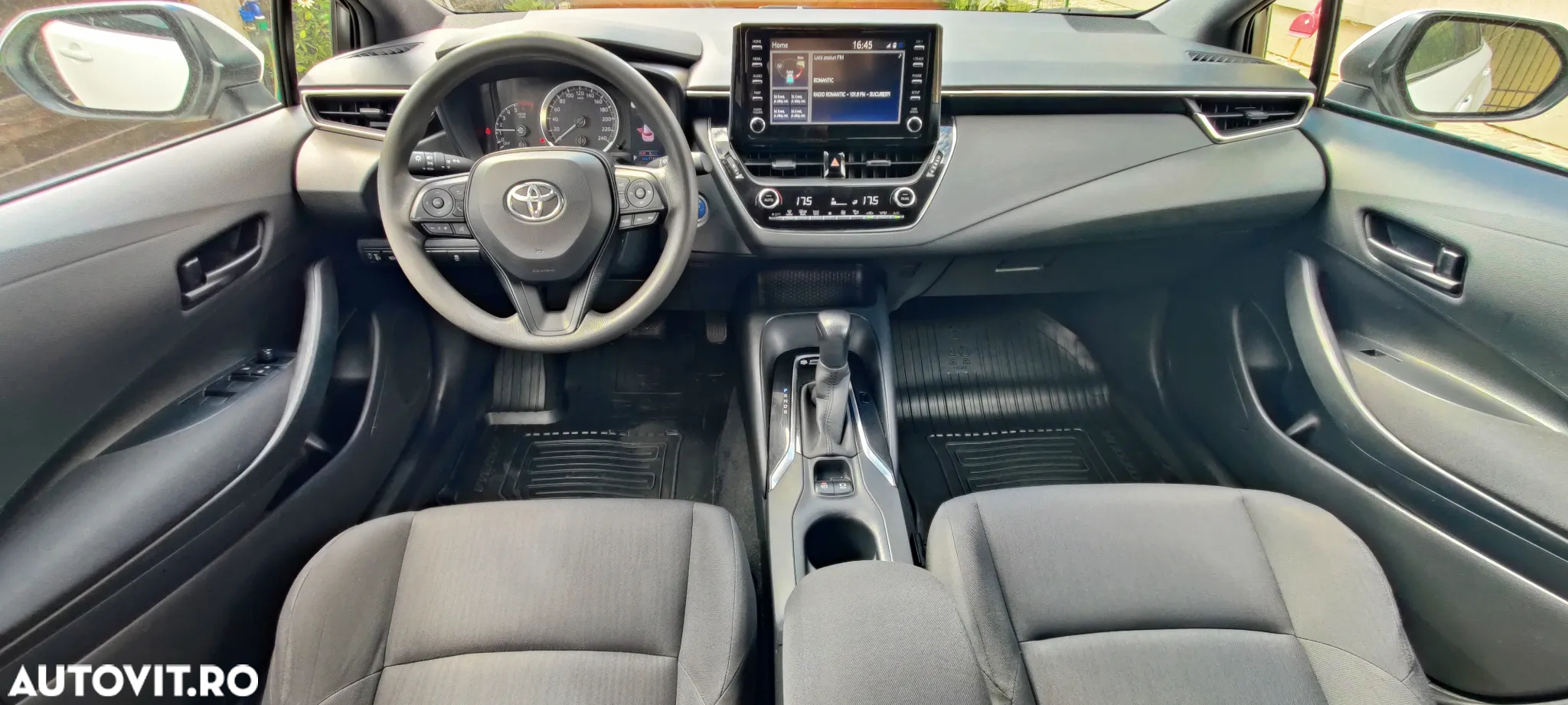 Toyota Corolla 1.8 HSD Business - 6
