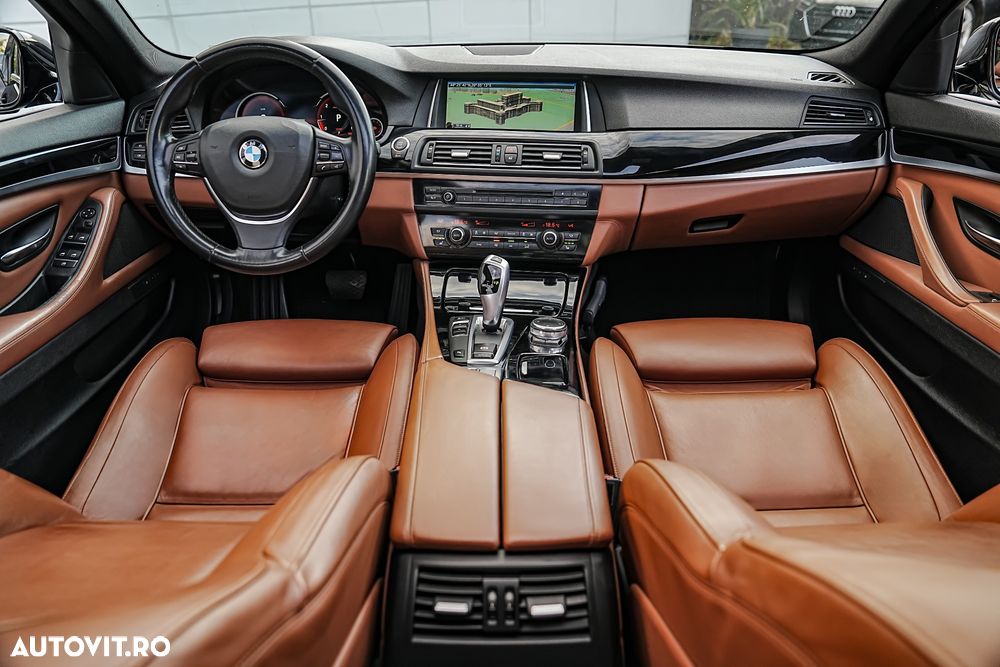 BMW Seria 5 520d Aut. Luxury Line - 4