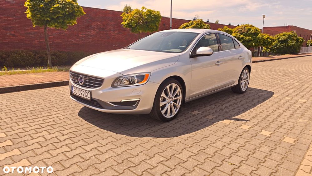 Volvo S60 - 4