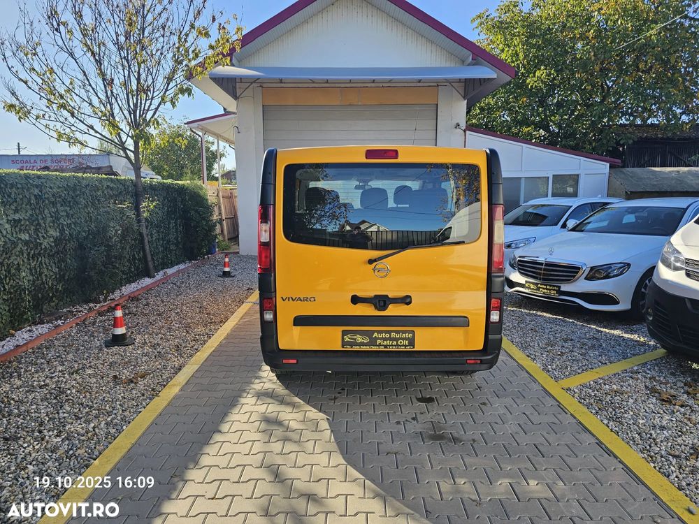 Opel Vivaro - 12