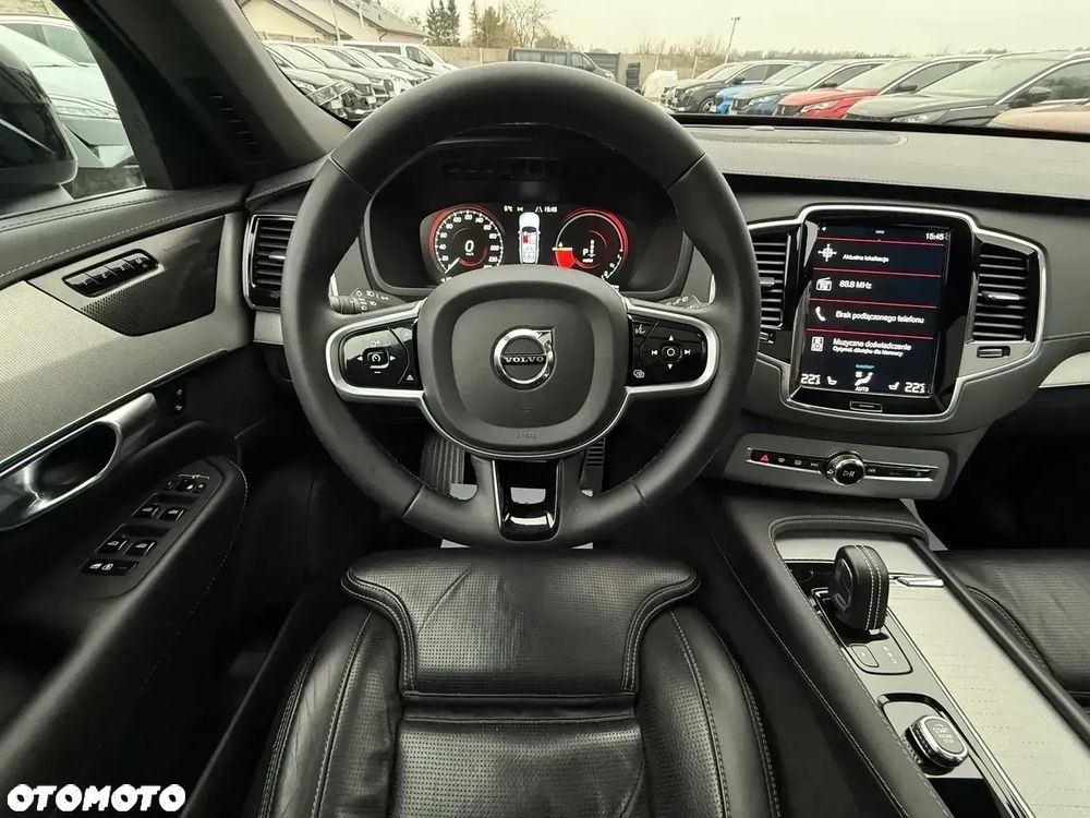 Volvo XC 90 T8 AWD Recharge Geartronic RDesign Edition - 36