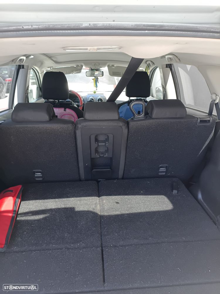 Nissan Qashqai +2 - 9