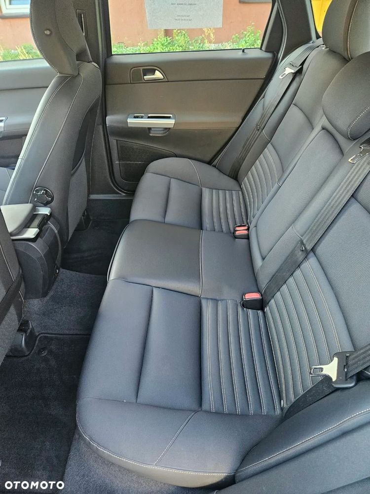 Volvo V50 D3 - 16