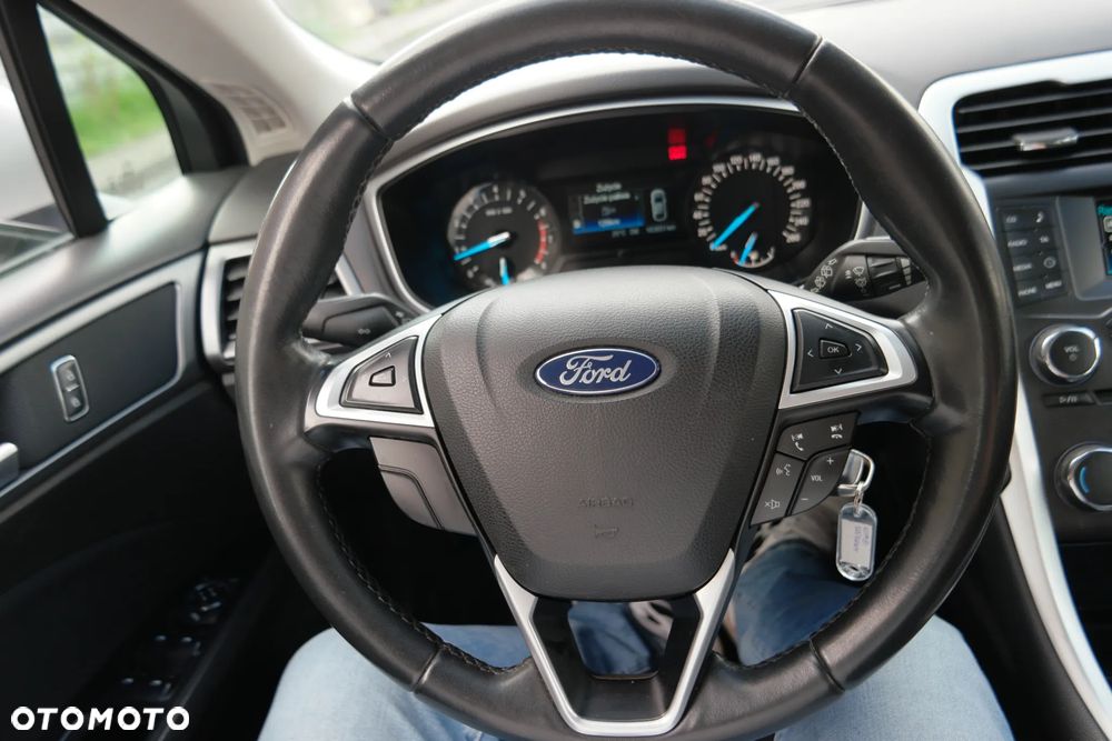 Ford Mondeo - 31